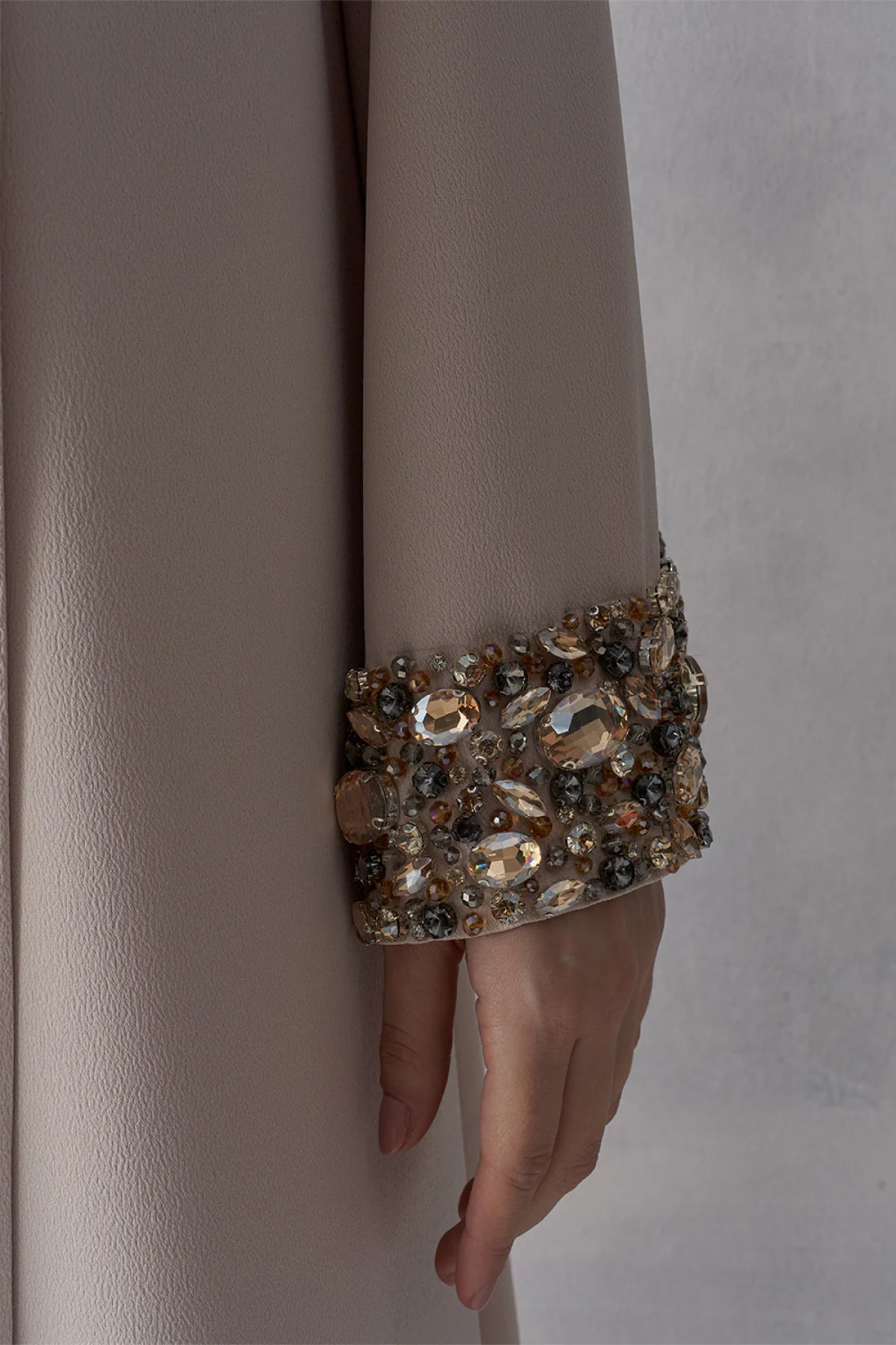 Manşeti Taş İşlemeli Büyük Beden Abiye Elbise