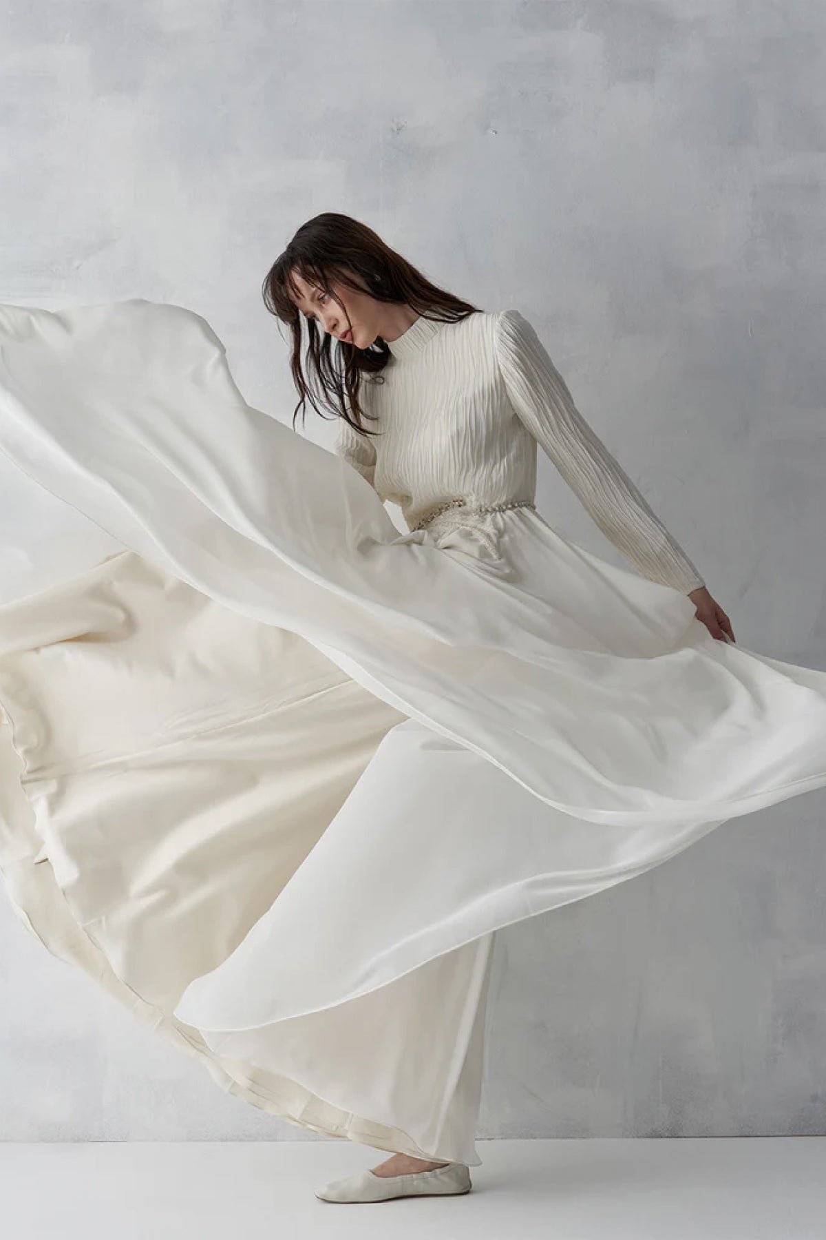 Üstü Piliseli Taş İşlemeli Uzun Abiye Elbise