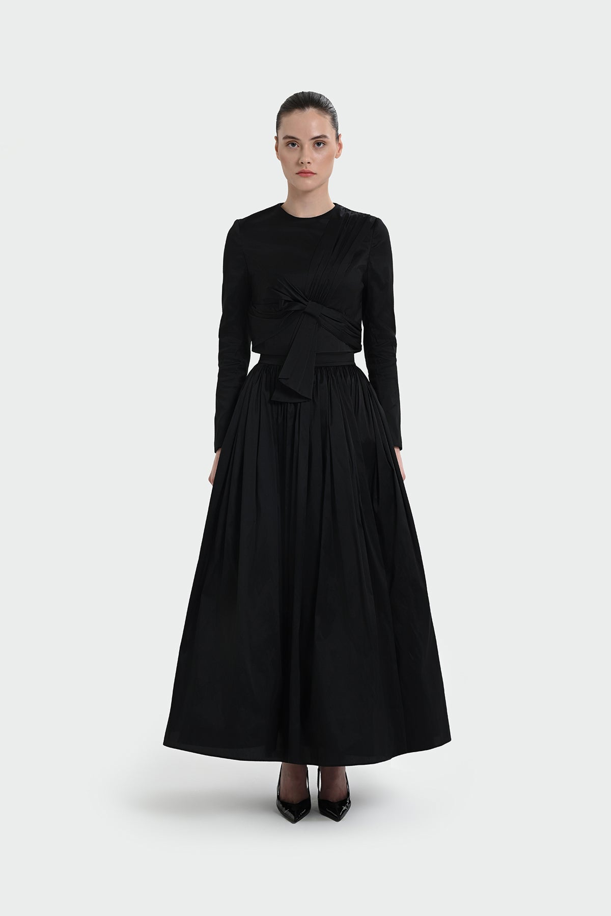 Ön Bağlama Detaylı Uzun Kollu Elbise