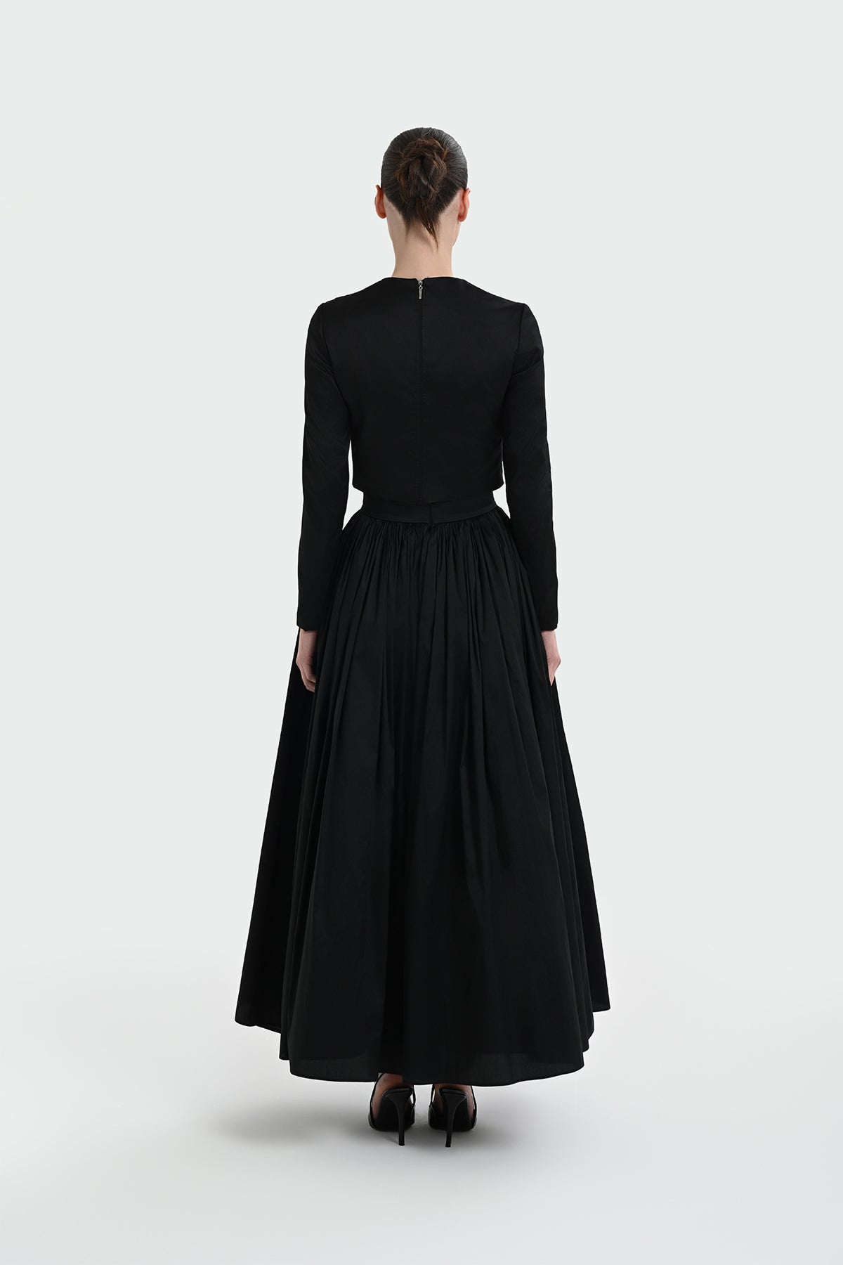 Ön Bağlama Detaylı Uzun Kollu Elbise