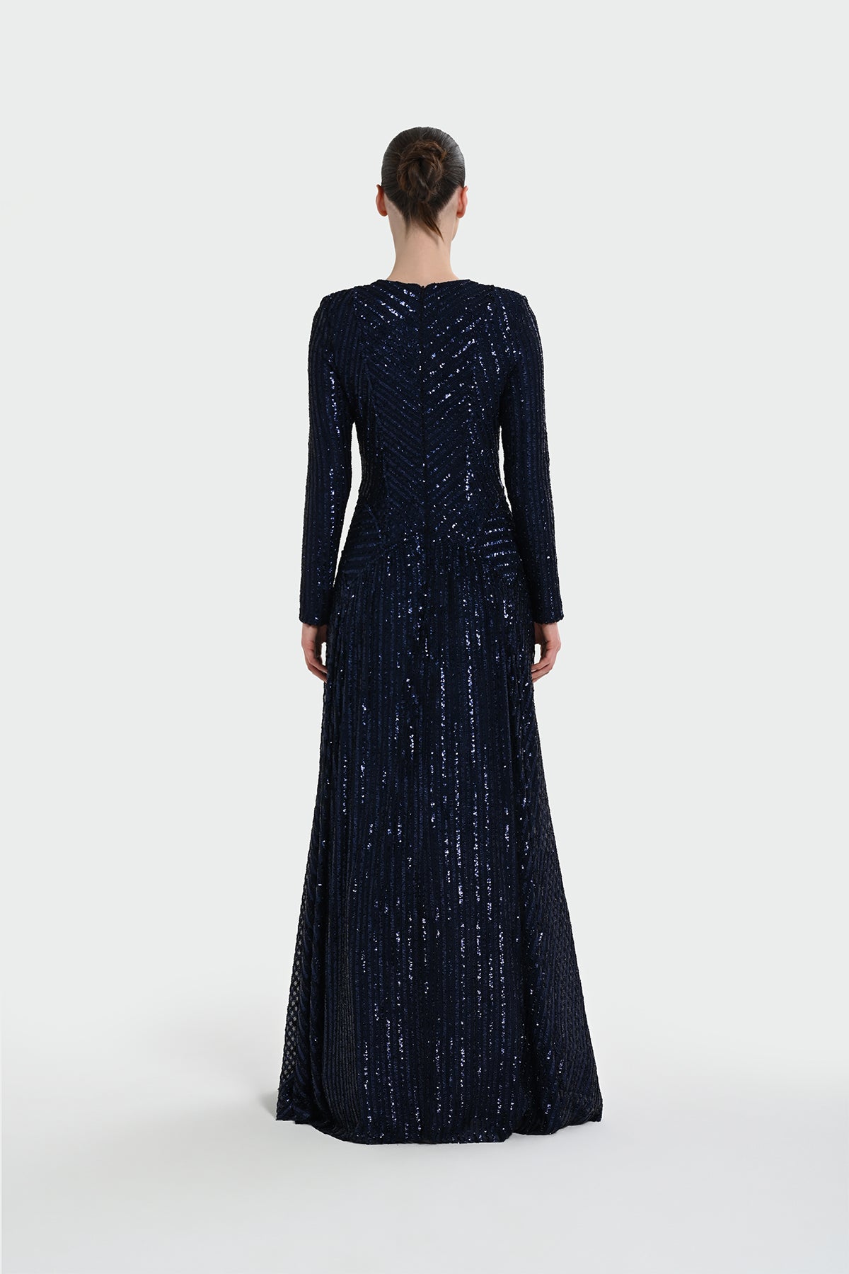 Uzun Kollu Payet Detaylı Abiye Elbise