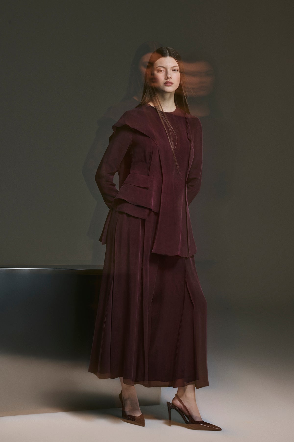 Asimetrik Kesim Bluz Bol Paça Pantolon Takım