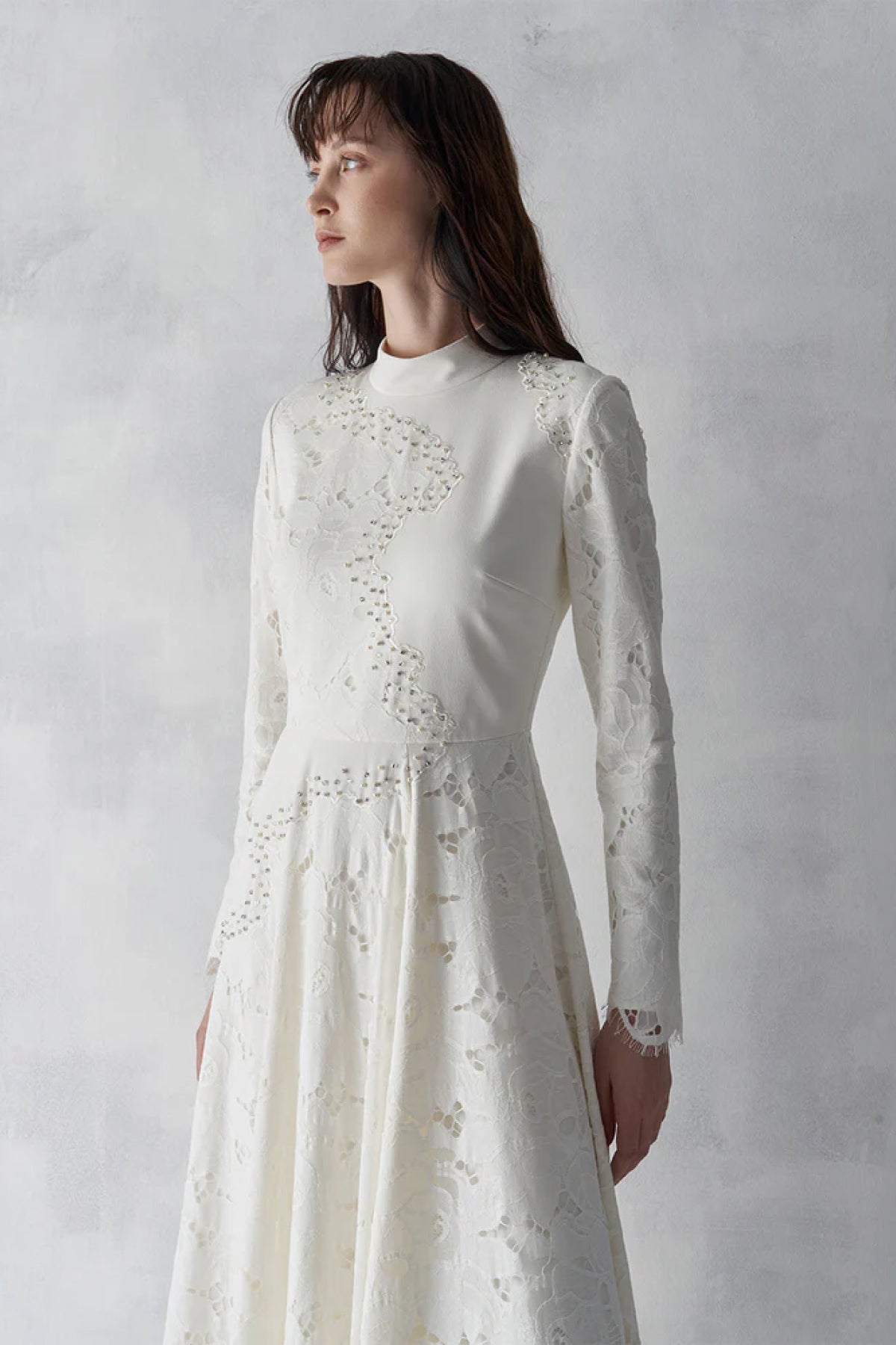 Taş İşlemeli Dantel Detaylı Uzun Abiye Elbise