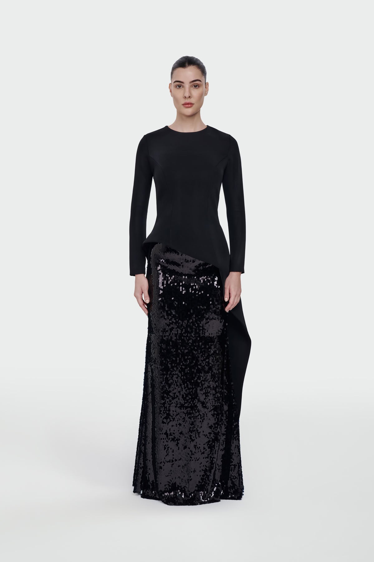 Uzun Kollu Asimetrik Kesim Payetli Abiye Takım