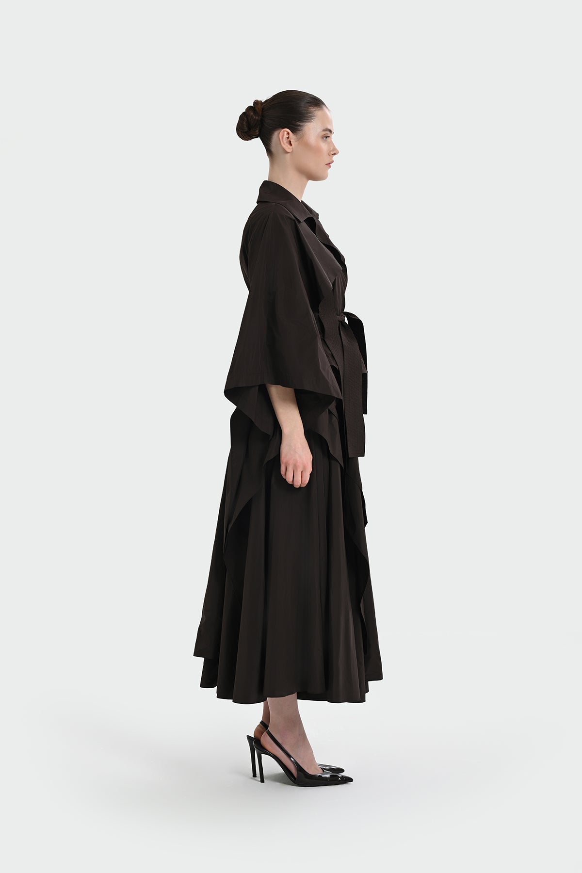 Asimetrik Volan Detaylı Etek