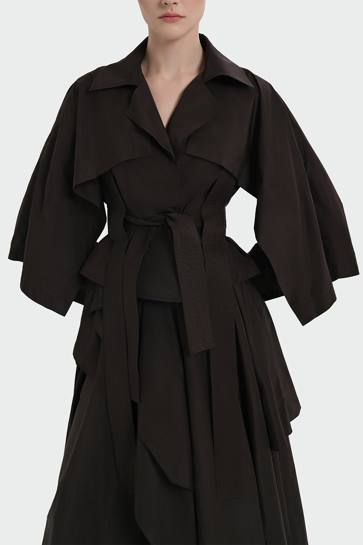 Katmanlı Kol Beli Bağlamalı Ceket