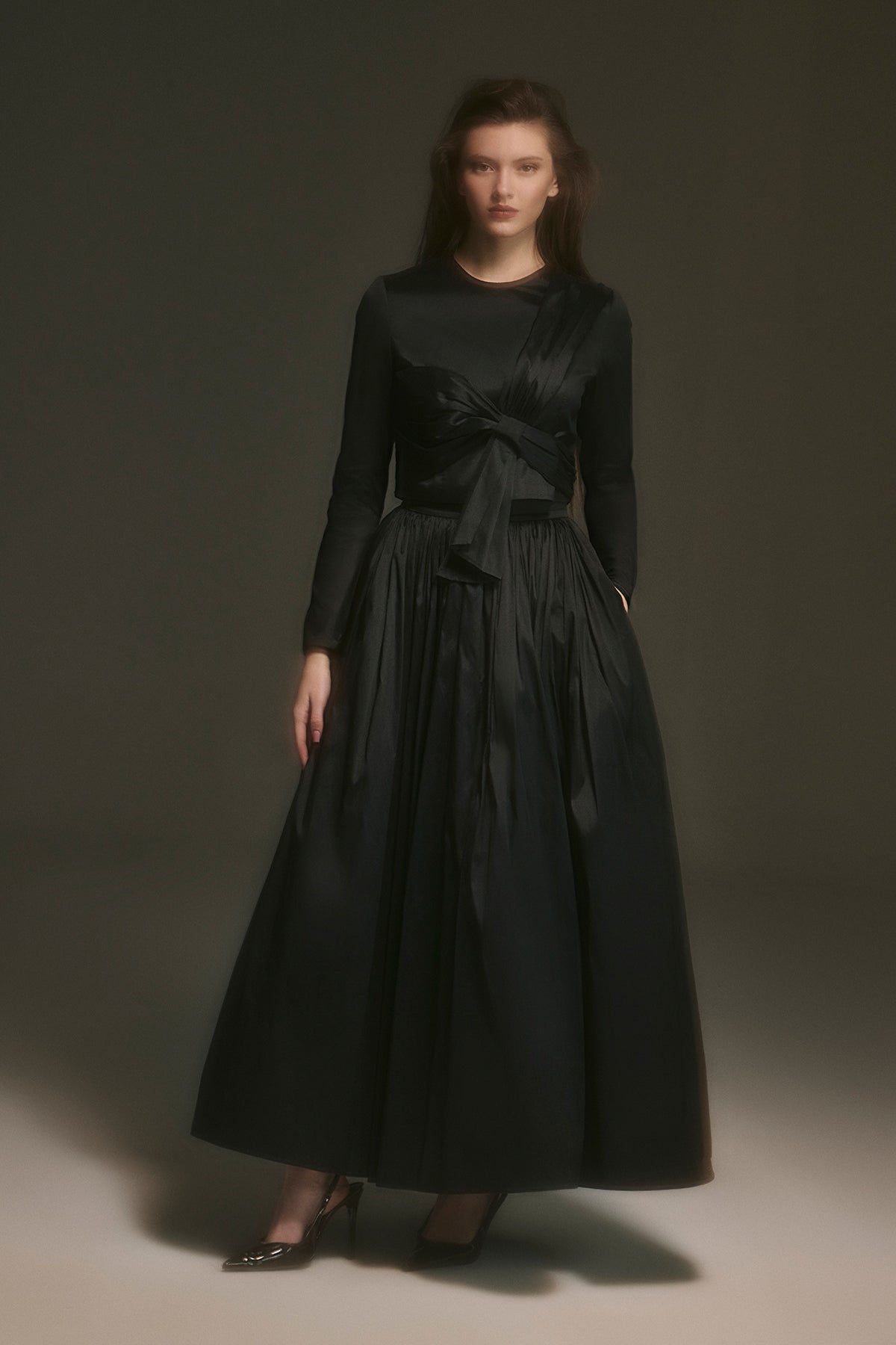 Ön Bağlama Detaylı Uzun Kollu Elbise